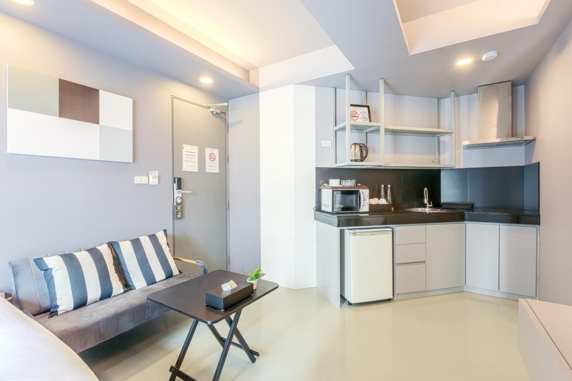 24 Hills Hotel Bangkok Extérieur photo